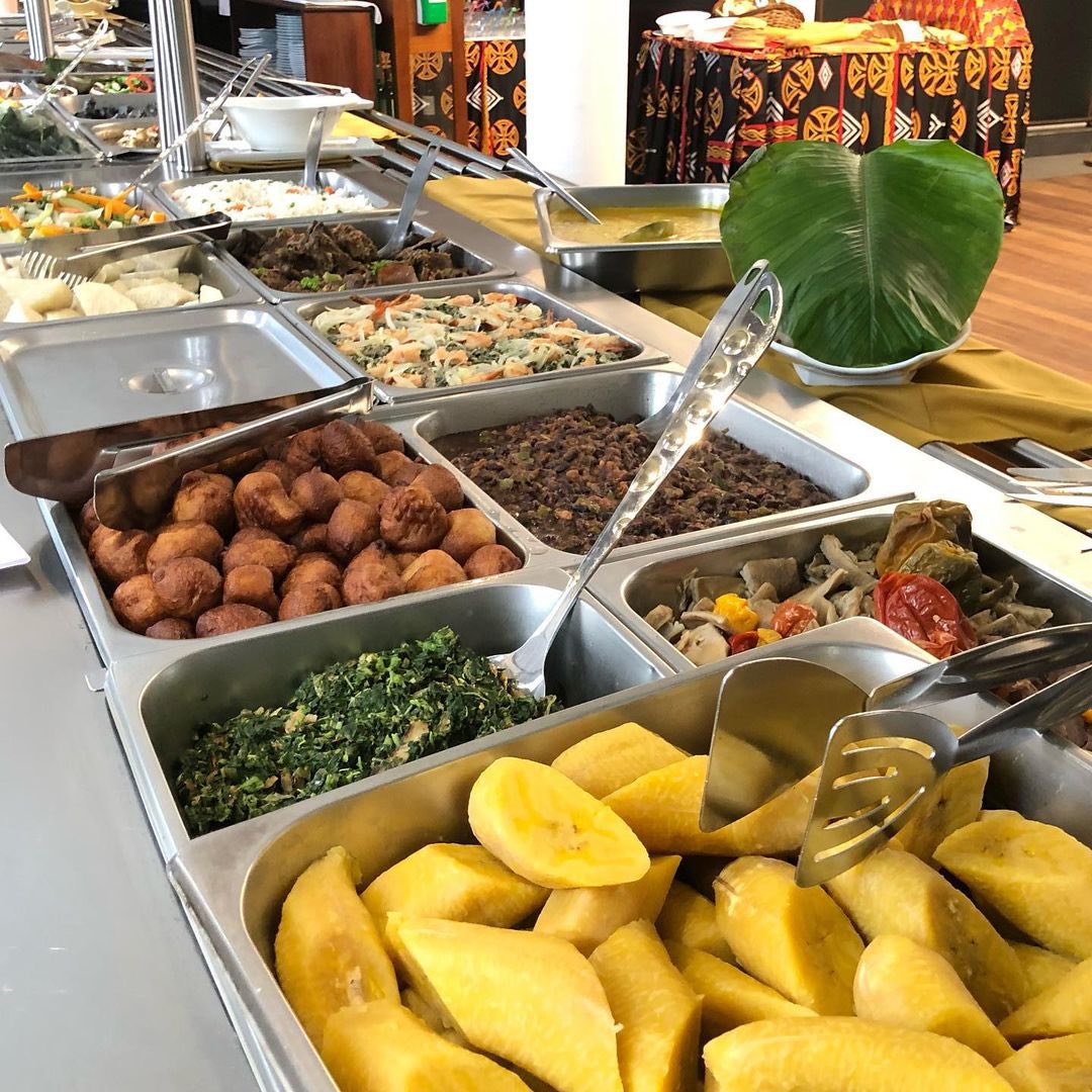 le_grilladin's tweet photo. Poursuivez la semaine avec plein d’énergie dans des racines culinaires africaines . Une seule adresse #grilladin https://t.co/LNPlkyCKnq