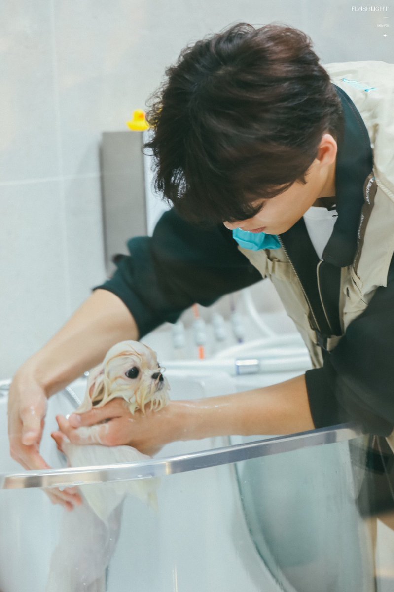 _Flashlight___'s tweet image. #YuGengyin #俞更寅 

2022/1/11

HD 4P
 
@yugengyin_0428