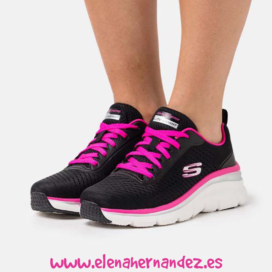 elena hernández on Las #zapatillas Skechers Fashion Fit-Make Moves #mujer son un modelo liviano que ofrece gran comodidad para realizar numerosas actividades deportivas, desde running o suaves caminatas