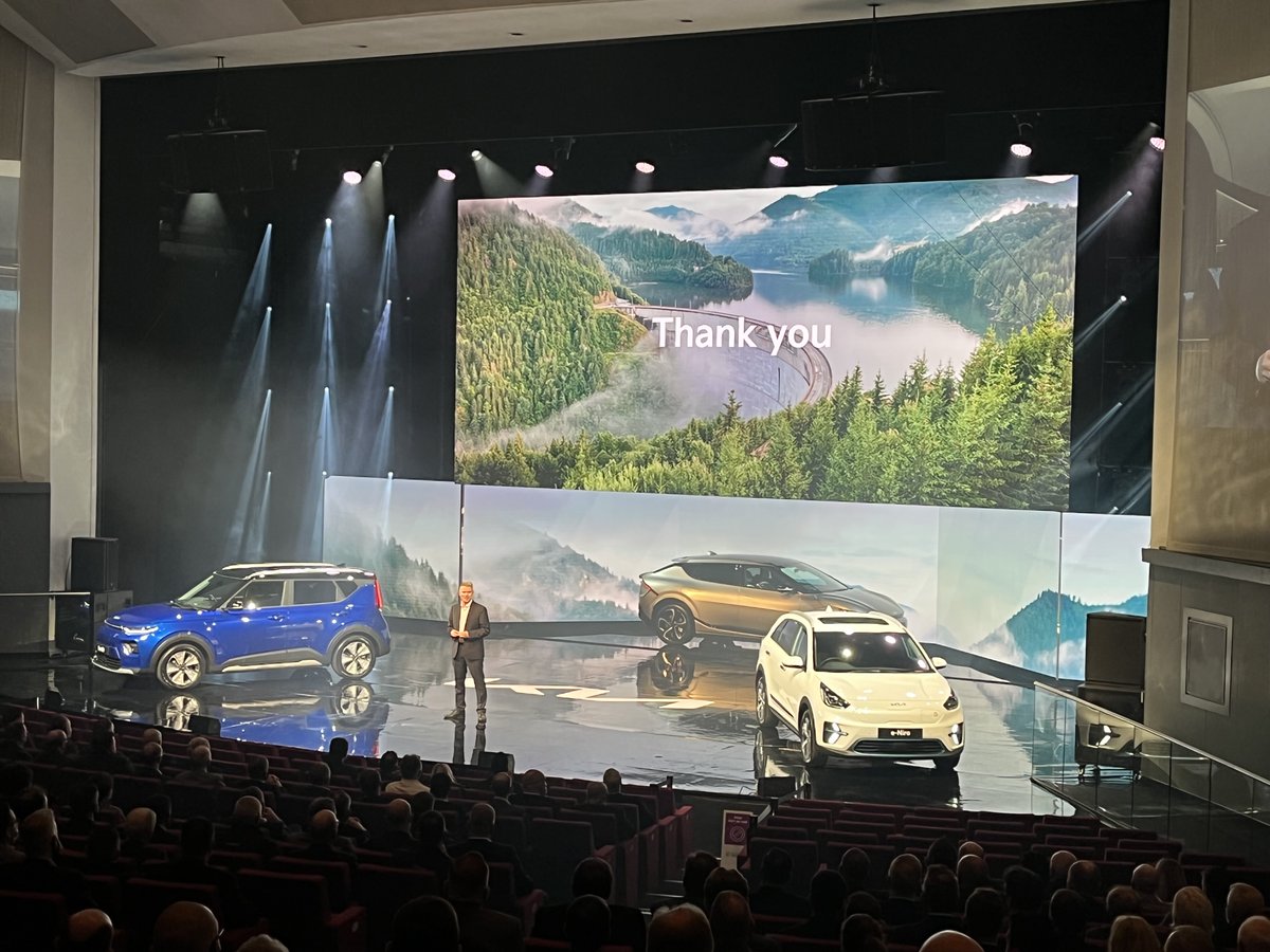 Kia UK PR tweet media