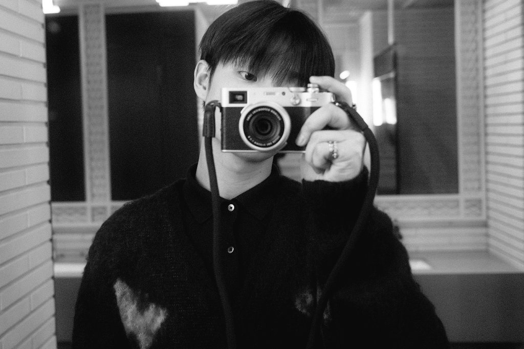 hourly jihoon | closed tweet media