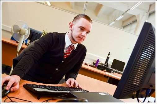 NHSGGC's tweet photo. We are currently recruiting - Modern Apprentice Administration Assistant
As a MA administration assistant, you will support our Estates Team at QEUH. 
To apply and for more details, visit https://t.co/KNgpHgHcxK.  
Closing date:  Noon Monday 31st January 2022. @NHSGGC https://t.co/wej8zr3TMn