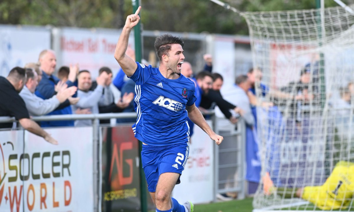 Cove Rangers defender Morgyn Neill putting friendship with Chris Cadden aside in Scottish Cup tie with Hibernian dlvr.it/SHL3Fh