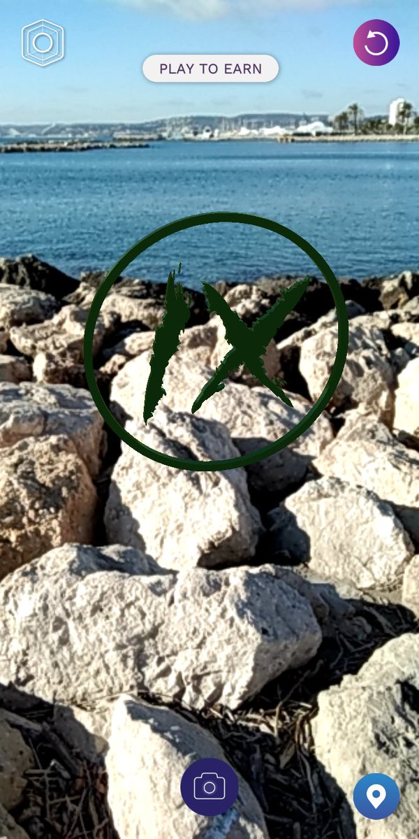Flo31189336's tweet photo. @IXPanthers @OVRtheReality @Flo31189336#Turfu#AR#Chasse au tokens#NFT#côte d'Azur 😃 https://t.co/sBRaYAWmZM