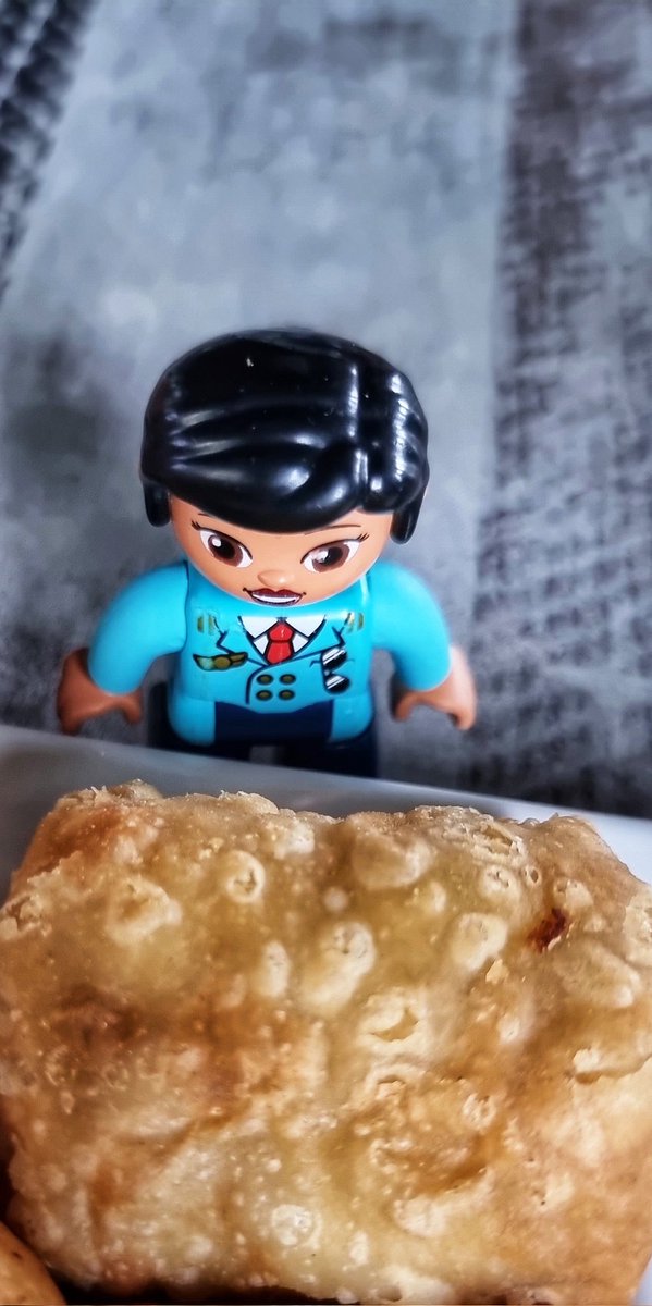 Ebunaahen <a href="/CiboMv/">Cibo</a> biskeemiyaa gohehnoon