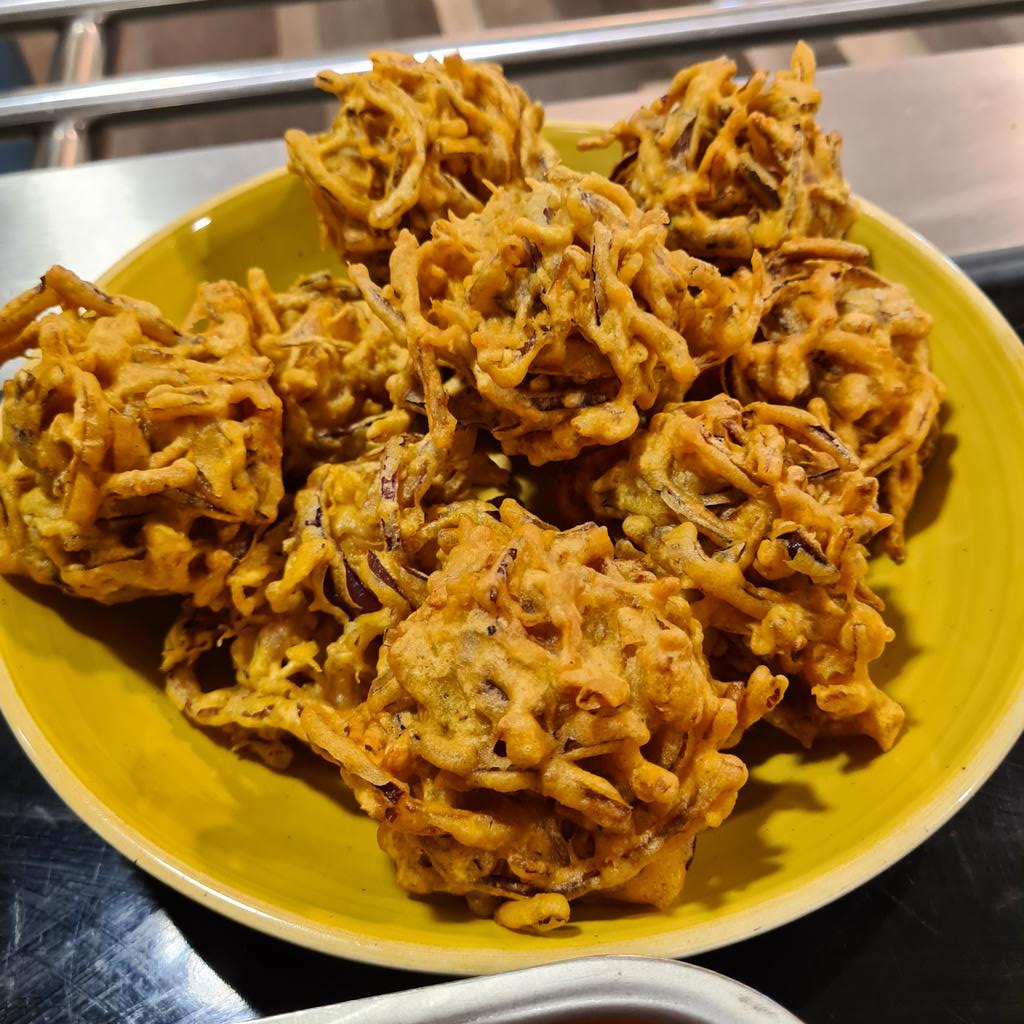 LMS Senior Catering tweet media