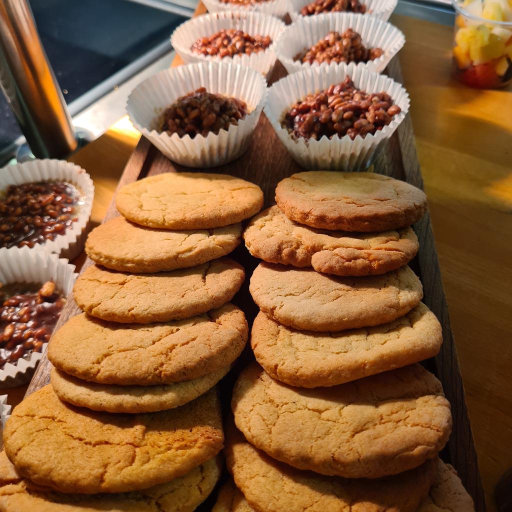 LMS Senior Catering tweet media