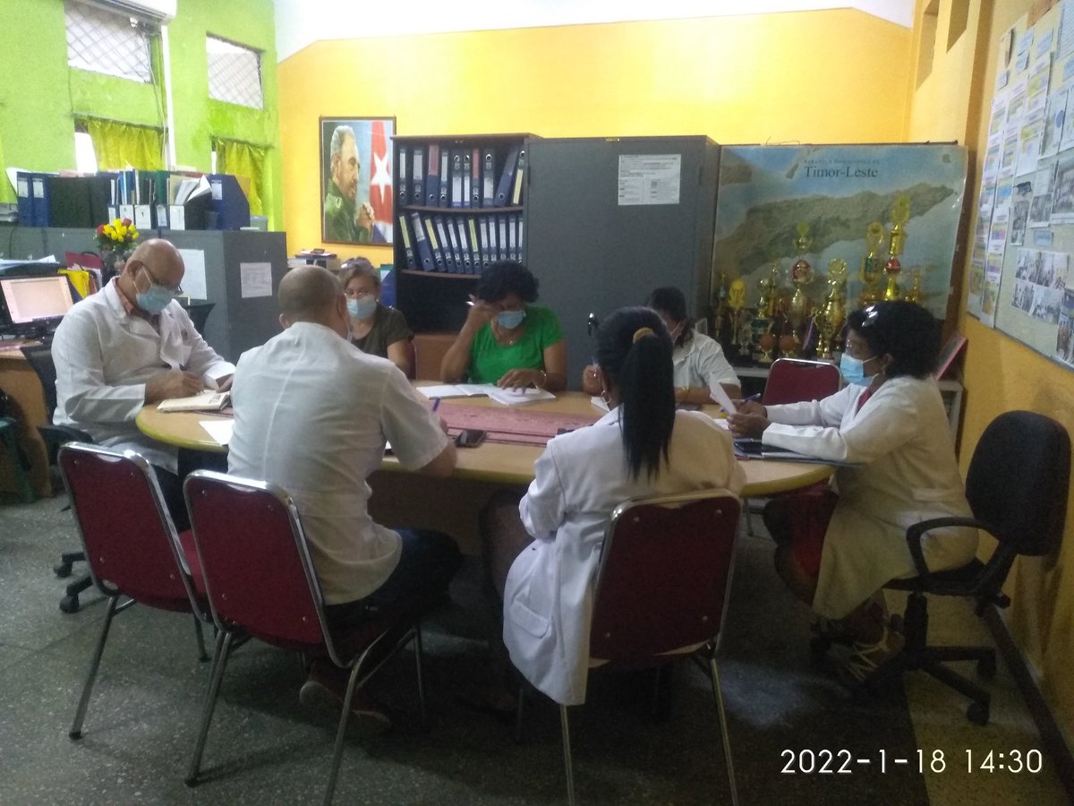 Dr.Juan Carlos Chávez Godoy, J' #BMCTimorLeste visita el encuentro del Grupo Funcional Metodológico donde se evalúan los preparativos para el inicio del curso #2022
 #CubaCoopera #CubaVive <a href="/PresidenciaCuba/">Presidencia Cuba 🇨🇺</a> <a href="/MINSAPCuba/">Ministerio de Salud Pública de Cuba</a> <a href="/unidad_central/">Unidad Central de Cooperación Médica</a> <a href="/PardoRegla/">Regla Angulo Pardo</a> <a href="/embacubatimor1/">Embajada de Cuba en Timor Leste</a> <a href="/japortalmiranda/">José Angel Portal Miranda</a>