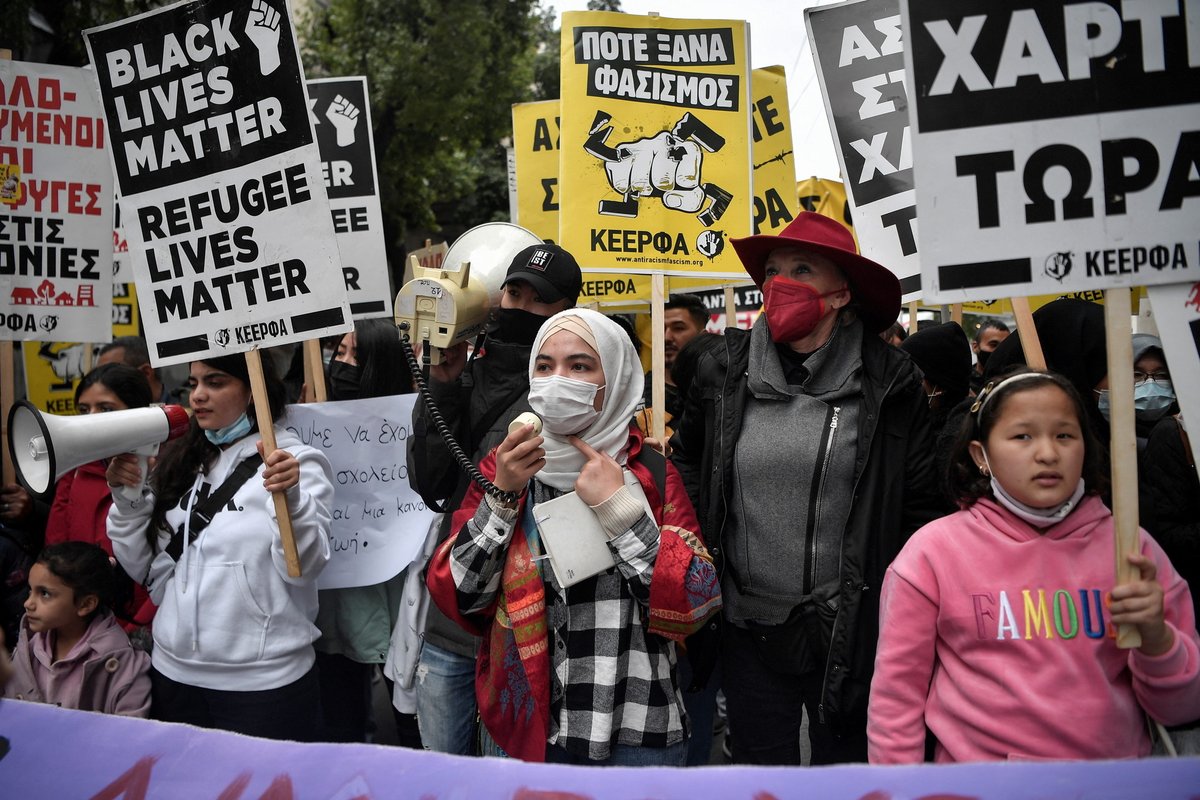 Ingeborg Beugel (<a href="/IBeugel/">Ingeborg Beugel</a>) is terug in Athene, en haar rode hoed is mee. Lees het interview dat ik met haar had hier: bit.ly/33NMkCE