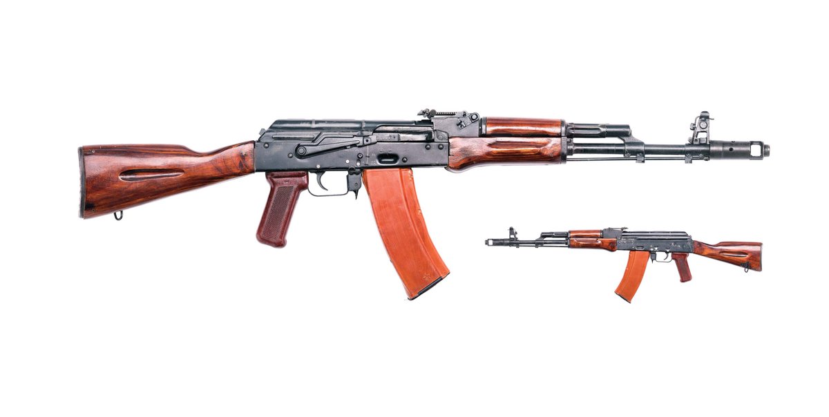 Kalashnikovgrp's tweet photo. 18 января 1974 года решением Совмина #СССР на #вооружение Советской армии были приняты новый автомат Калашникова и ручной #пулемет на его базе — как #АК74 и #РПК74 соответственно. https://t.co/dGctrZibmO