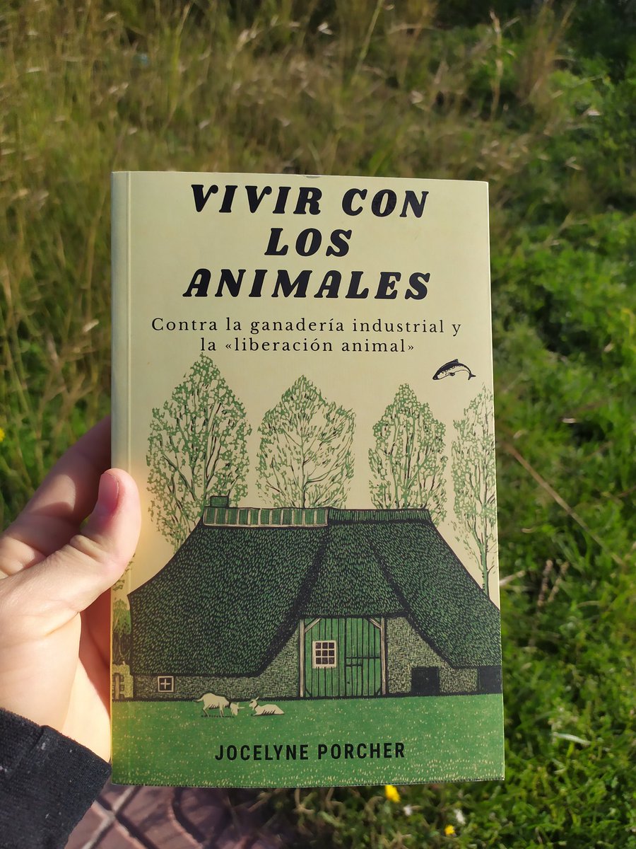 vergesapren's tweet photo. Ja està a les meves mans. No l'he llegit però té molt bona pinta. Potser, si tot va molt bé, esdevindrà el llibre de lectura dels meus futurs estudiants. 🕯🕯🕯 #agricultura #agriculturaconscient #somelquesom https://t.co/J6xsgHveLU