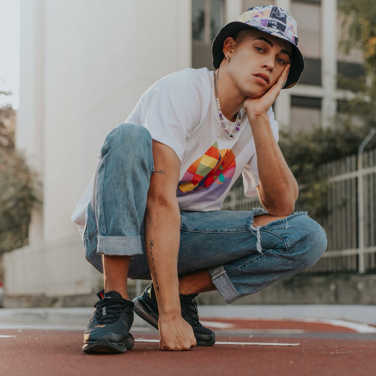 AllMusicItalia's tweet photo. È uscito il disco di Einar, "Instinto". Per la 1a volta l'artista si cimenta nella scrittura in italiano e spagnolo. Ecco la nostra video intervista 

https://t.co/f3UZvvv0Ai https://t.co/nzPfnVoS4L