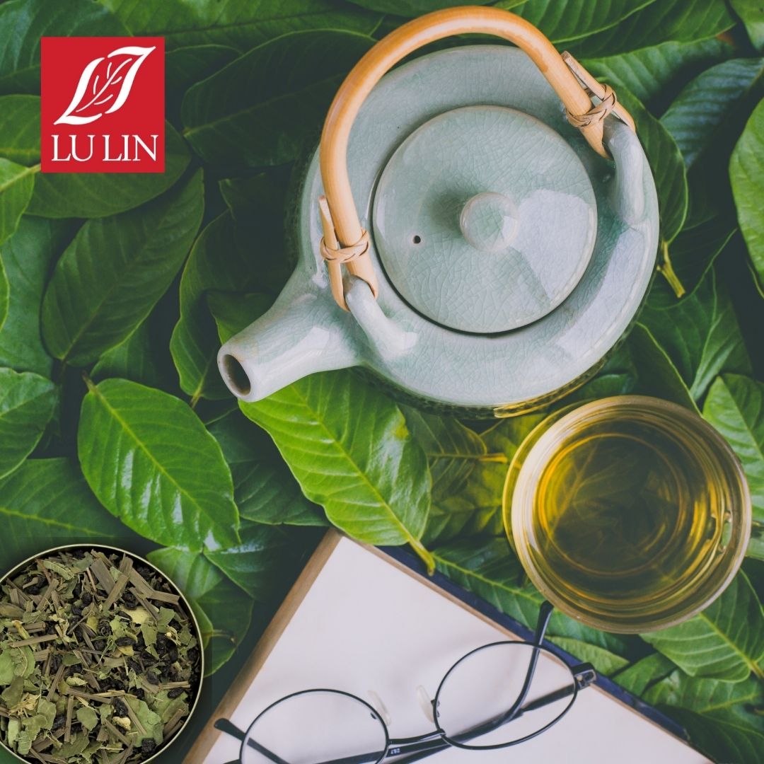 LuLinTeas's tweet photo. Powered by tea! 💪 Studies have show that Green tea can help speed up your metabolism meaning your blood is flowing better, your heart is pumping at a rate it should, and your digestive system is humming right along. 
https://t.co/iPQmyDeqoo https://t.co/UVcpKijWAS