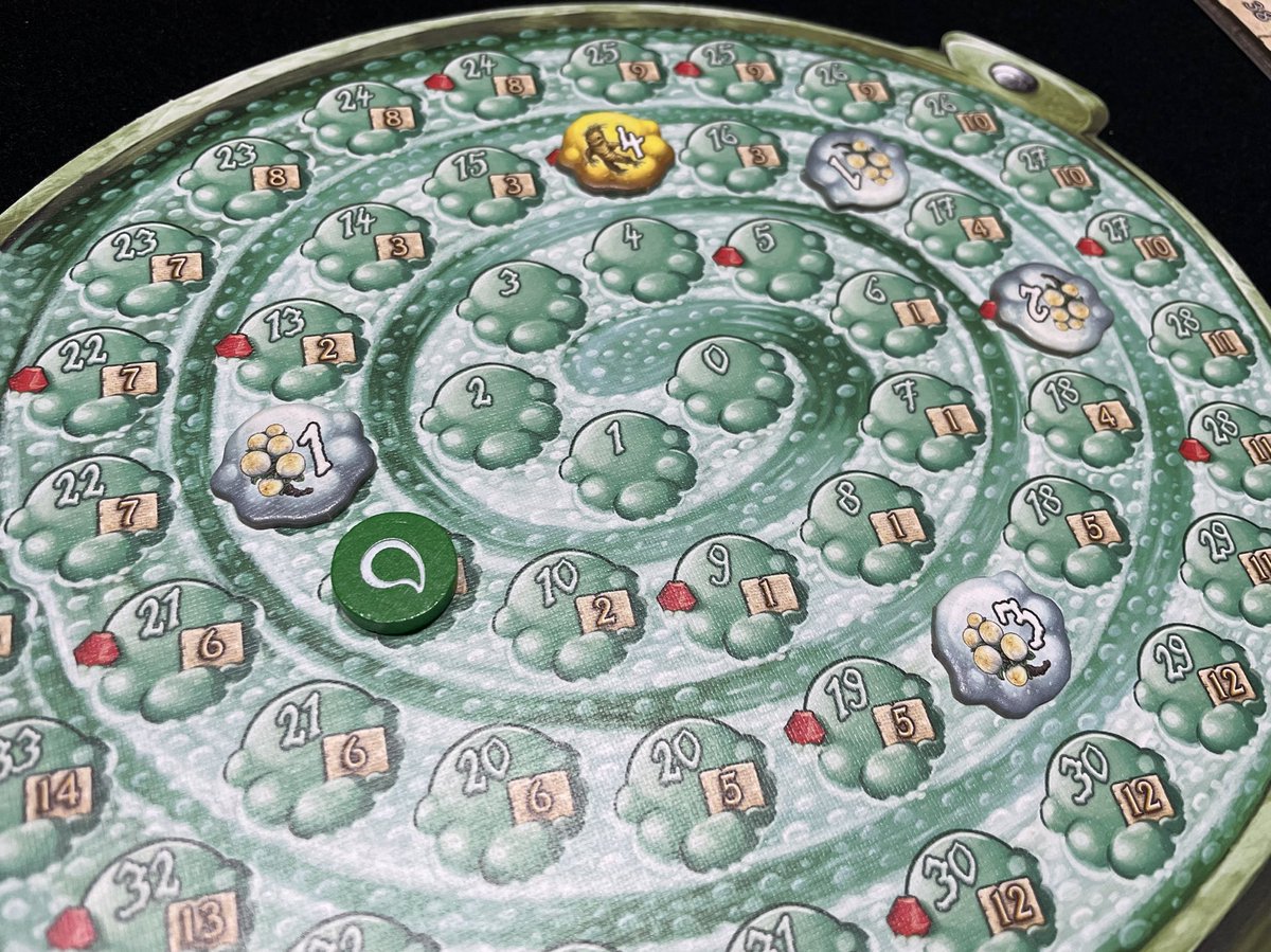 3rdplanet's tweet photo. Played #TheQuacksofQuedlinburg on 2022-01-18 with 2 players, winning score: 52 #bgstats #bgg #boardgames #boardgame #돌팔이약장수 마지막 9라운드 맨드레이크 4 나올 때만 해도 대역전을 할 꺼라 생각했지만 전부 꽝꽝이가 나올 줄은 ㅠㅠ https://t.co/2NC9SKQtJX