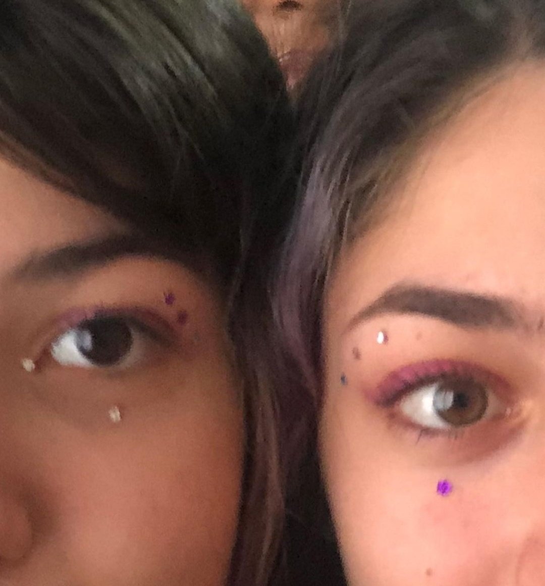 Gözlerim, gözlerini gözlerken, gözlerinin gözlerimi gözlediğini gözledim <a href="/_ozgealtun_/">Özge</a>