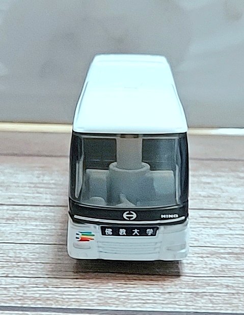 omotya_matsuri's tweet photo. HINO セレガ🚍️
佛教大学スクールバスです🚌
開学100周年モデルです🌟 https://t.co/DGhpYhiurQ