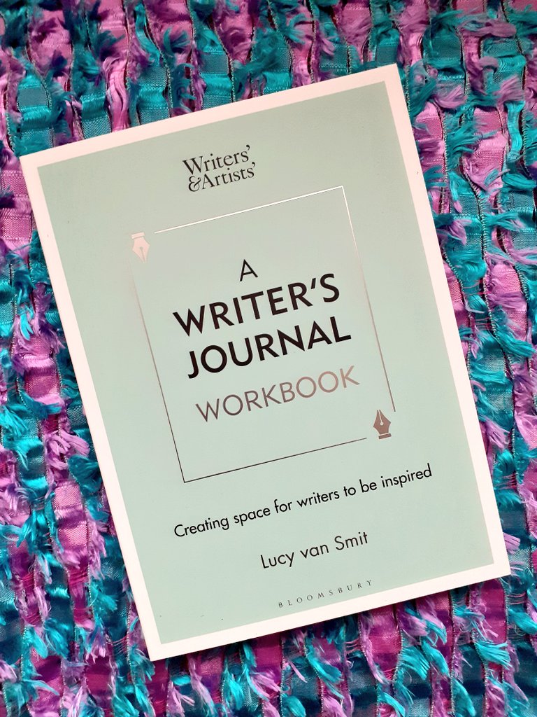 FinlaysonPalmer's tweet photo. So excited to get my copy of A Writers Journal by the lovely @Lucyvansmit and published by @BloomsburyBooks, can't wait to dive in π
#ukteenchat #writing #WriteMentor #writerslife #EFPwrites #WritingTips https://t.co/OhzCJonUSD