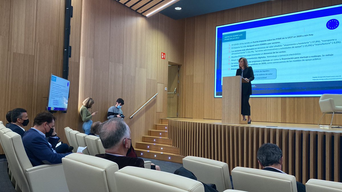 ijimenezr's tweet photo. Acto de presentación 1º Informe del Observatorio Inteligencia Económica de @ESICMadrid @creditoycaucion @iberinform. https://t.co/tUJSzGFOUj