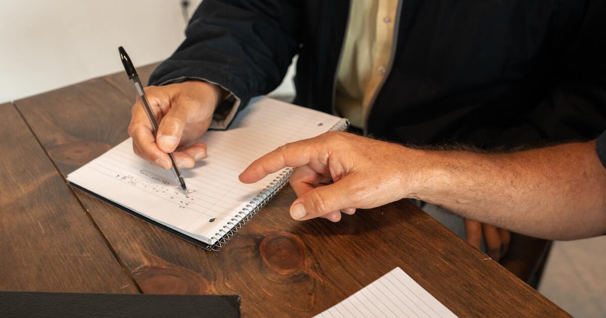 bbdcanada's tweet image. In the midst of a worker shortage, #ESL support can expand the #talentpool 

hubs.ly/Q012nNLM0

#attractionandretention #warfortalent #englishlessons #employeesupport #employeeengagement #englishsecondlanguage #employeewellbeing #upskilling