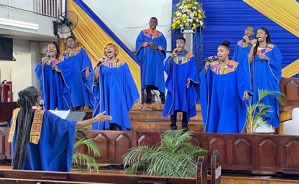 Líderes adventistas de Interamérica comienzan con los festejos del centenario y se comprometen a esfuerzos intensos de evangelización bit.ly/3nx8obZ