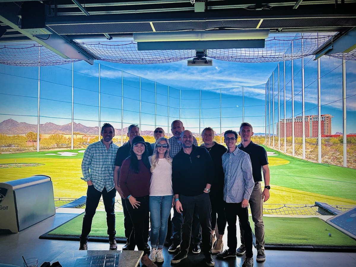 aligneddc's tweet image. Last week in #PHX, during the Aligned Data Centers SMKO, it was great to reflect back on 2021 and strategize for the upcoming year. Here is a shot of some post-meeting drives. #AlignedDNA #datacenters #sustainability