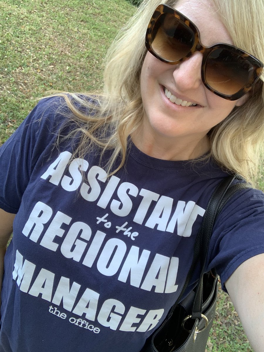 AboutPaintGirl's tweet photo. @officeladiespod @jennafischer @AngelaKinsey I talk for my pets in their own “voices” too! Also, this is me  in my fav tshirt that I got a Boscovs, the store where Pam &amp; Phyllis bought their matching outfits! LOVE your podcast! ❤️ https://t.co/phHKIKNFP0