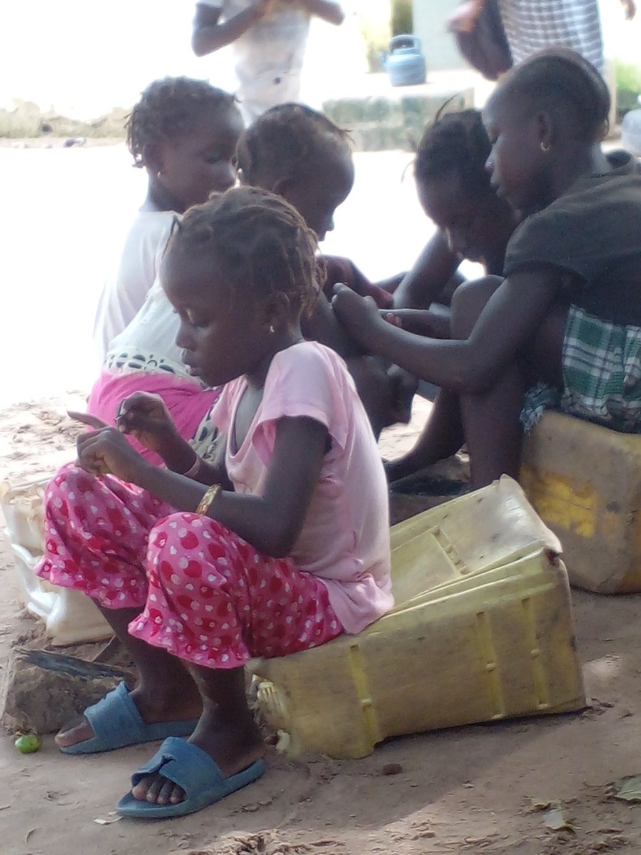 bujujallow2's tweet photo. Ohpanage children keep suffering lets stand together to help each other . https://t.co/paf7yL4tjo