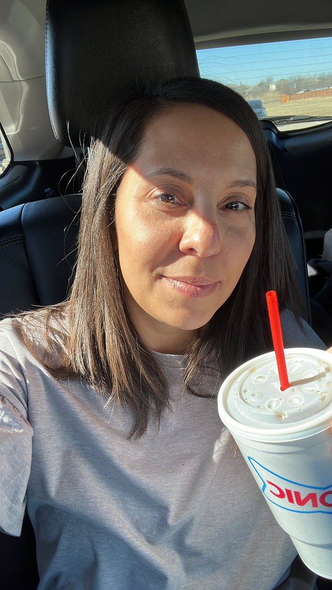 Mrs. Delgado tweet media