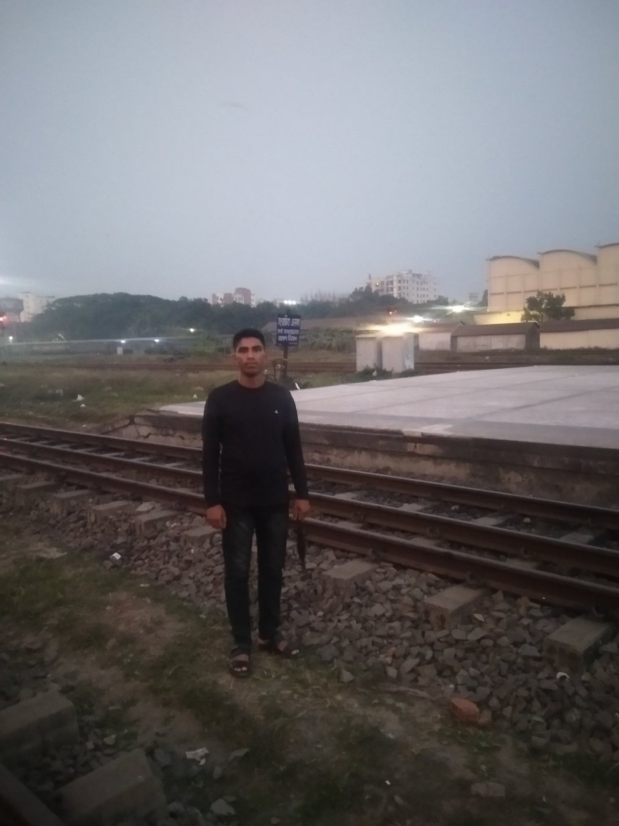 MusarafUzzal's tweet photo. কাদিঁনী আমি,
       তুমি কাঁদবে বলে।
কিছু বলিনি আমি
       তুমি কষ্ট পাবে বলে।
হারিয়ে যায়নি আমি 
        তুমি খুঁজবে বলে।
শুধু নিরবে তোমায়  মিস করি
       তোমায় ভালোবাসি বলে। https://t.co/V5iPy4zOGt