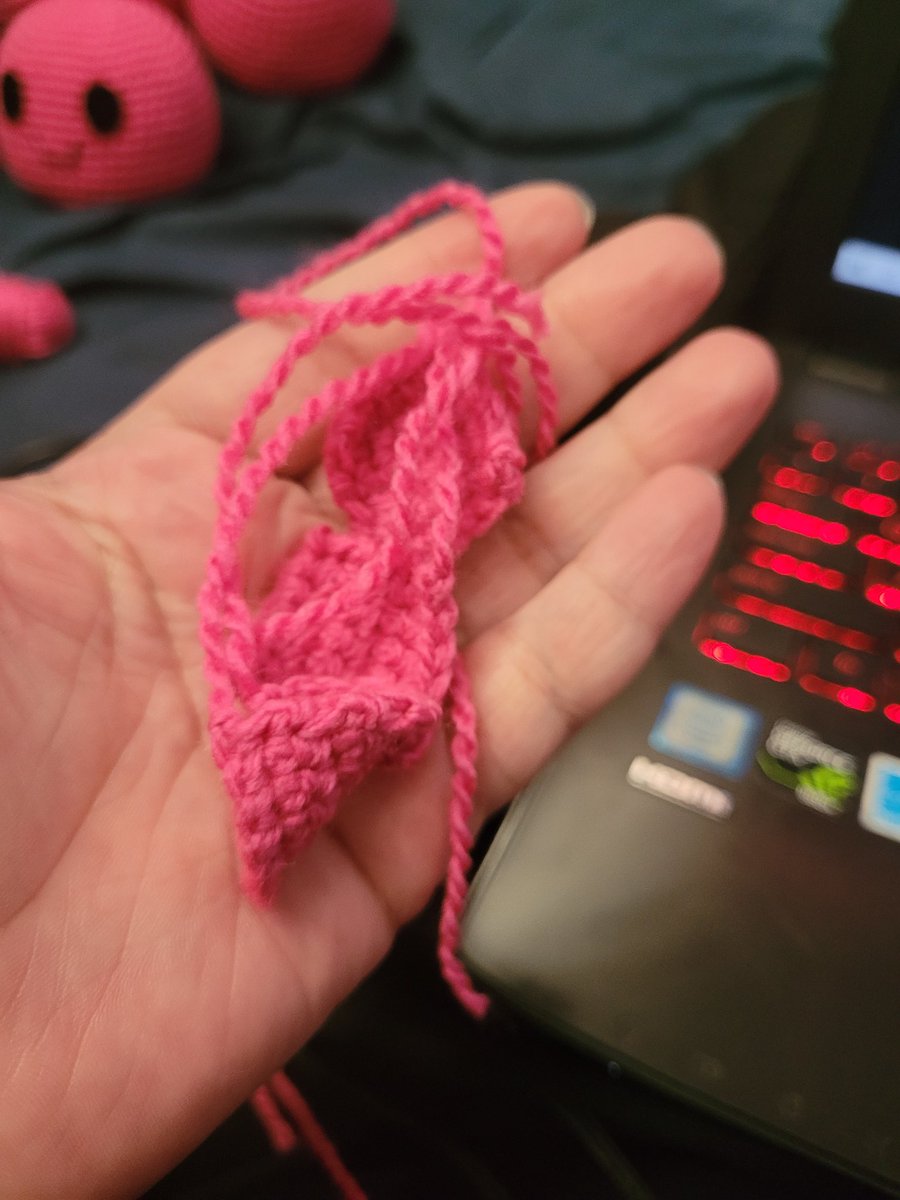 GuiltyStitches tweet media