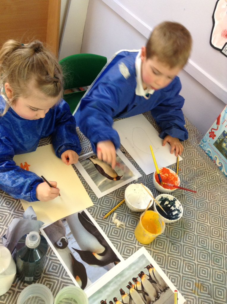 BroughPrimary's tweet image. EYFS- For our winter focus, we are learning about penguins and the Antarctic. The children have created some brilliant observational paintings of emperor penguins. It was wonderful to see the concentration on the children's faces! ❄️🐧✏️🌈☀️ #processoflearning #meaningfulart