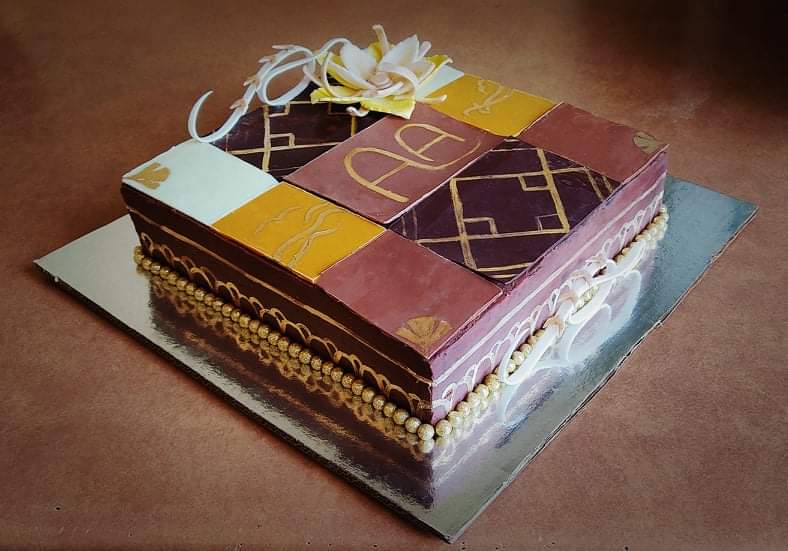 yupham_art's tweet photo. my genshin birthday cake has arrived!! 🥳
.
.
cake by Lil petit on FB
#Genshin #GenshinImpact #geocake #liyue https://t.co/2jZOHawF8E