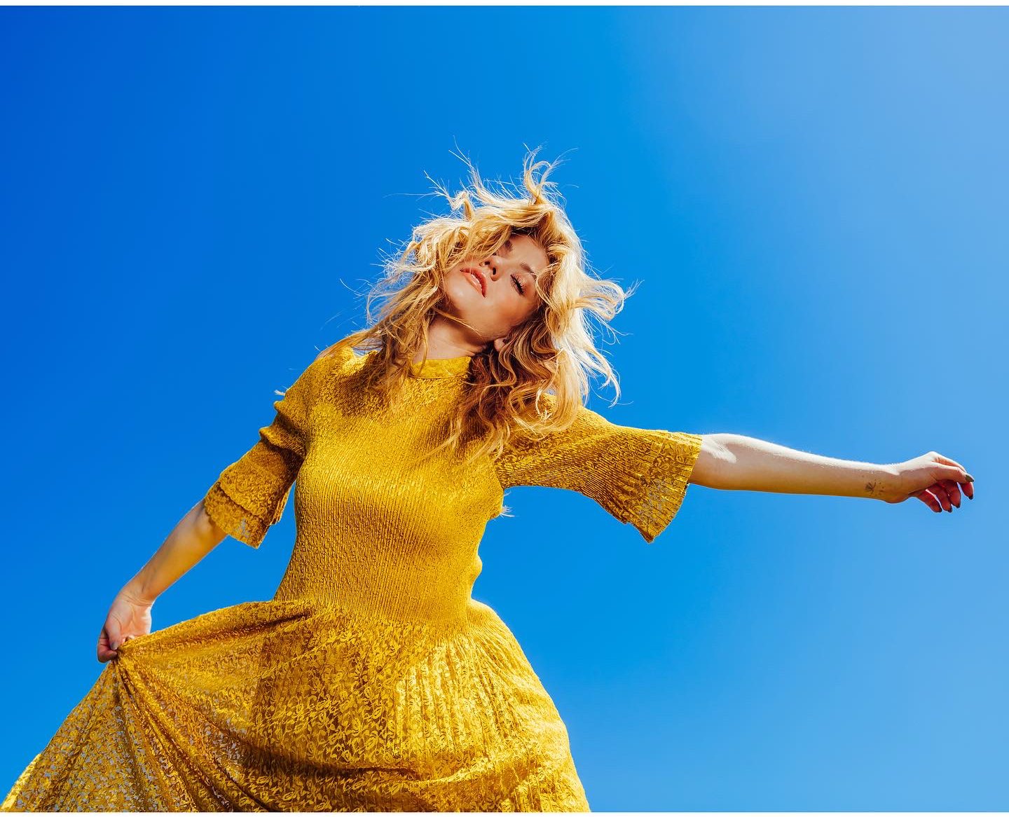 FJZ8lzhWUAQeZA8?format=jpg&name=large