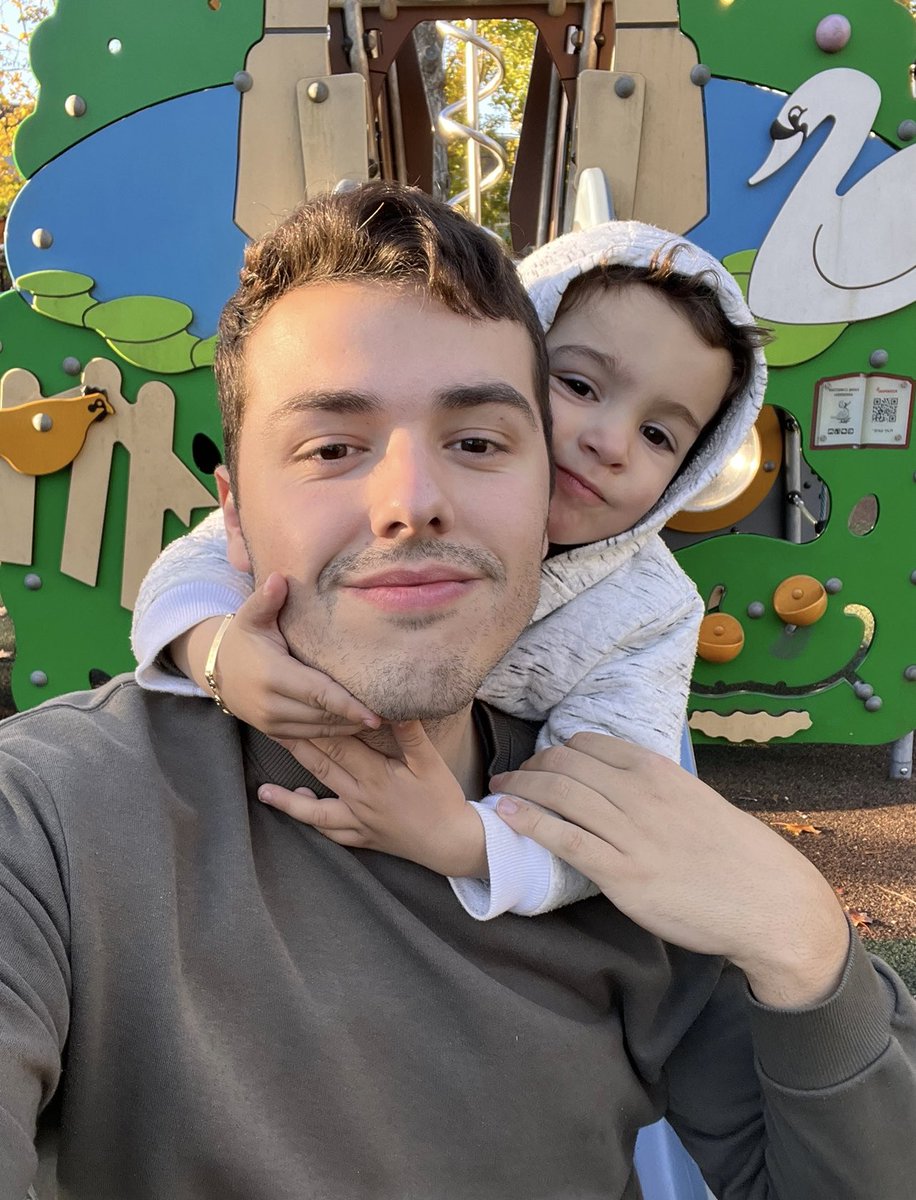Enis_Rraci's tweet photo. Can't imagine life without you. My WHOLE world 🤧🥺 https://t.co/MyDpqjVCu3