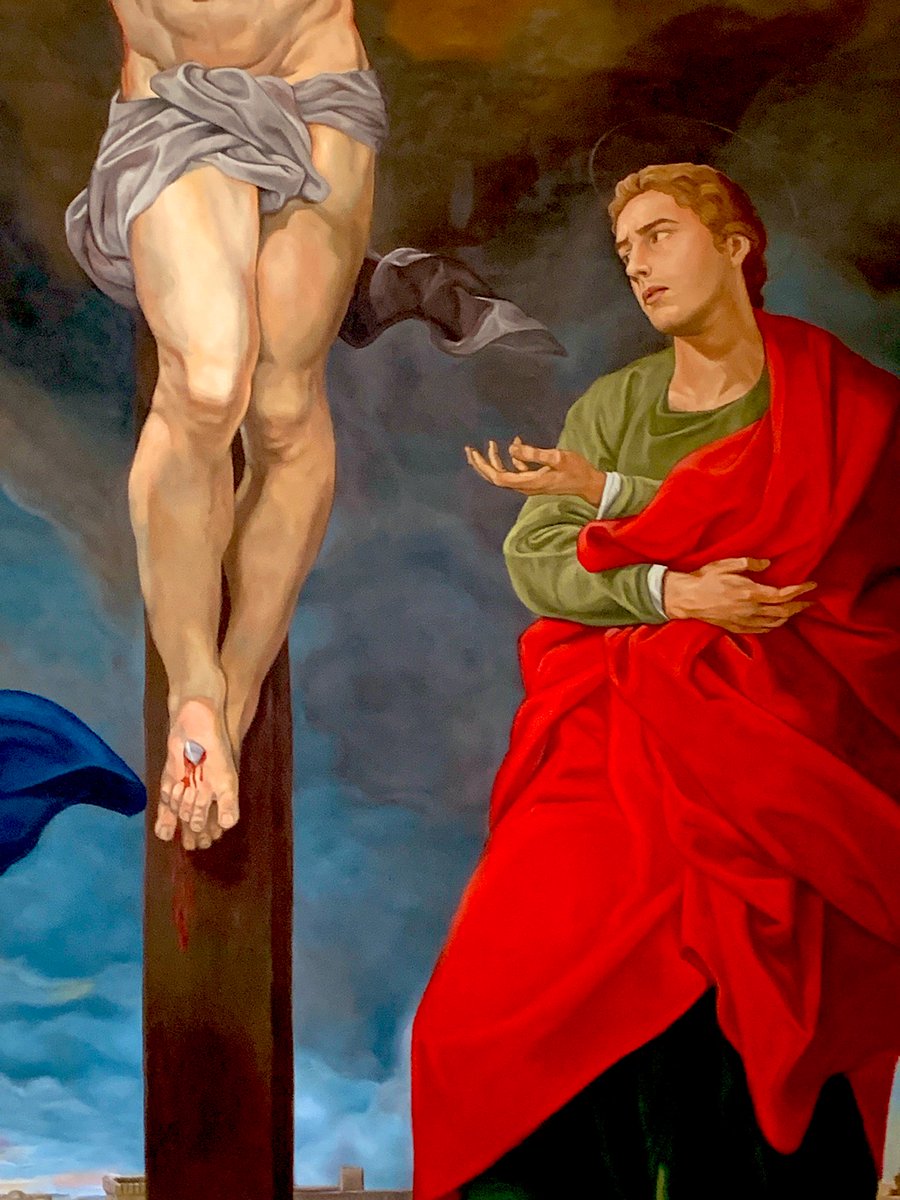 Bendita la hora en la que te darás cuenta de que sólo #Jesús vale la pena. 

Todo lo demás, todos los demás… 
Si no te llevan a Él, están de más.