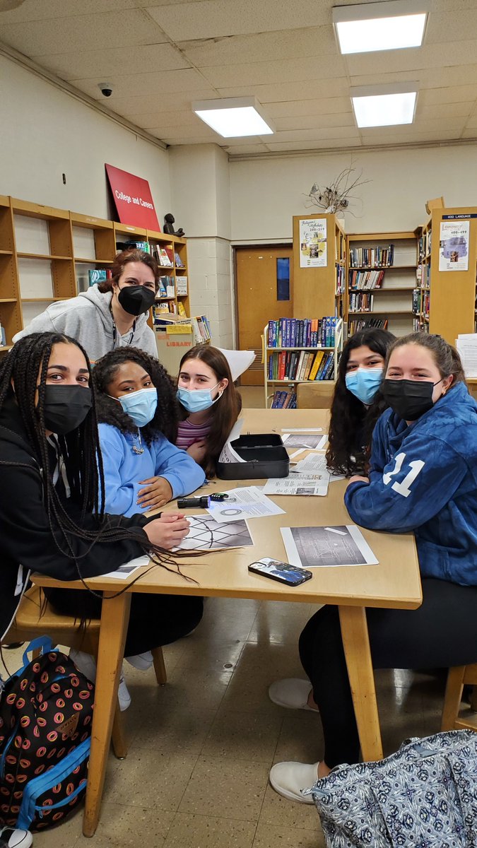 LibraryKetcham's tweet image. Breakout fun with Mrs. Glancey's 11th and 12th grade AP/DCC Bio 105 classes!  @KetchamNation @rckptsa  @ASchout10 #wcsdlibs