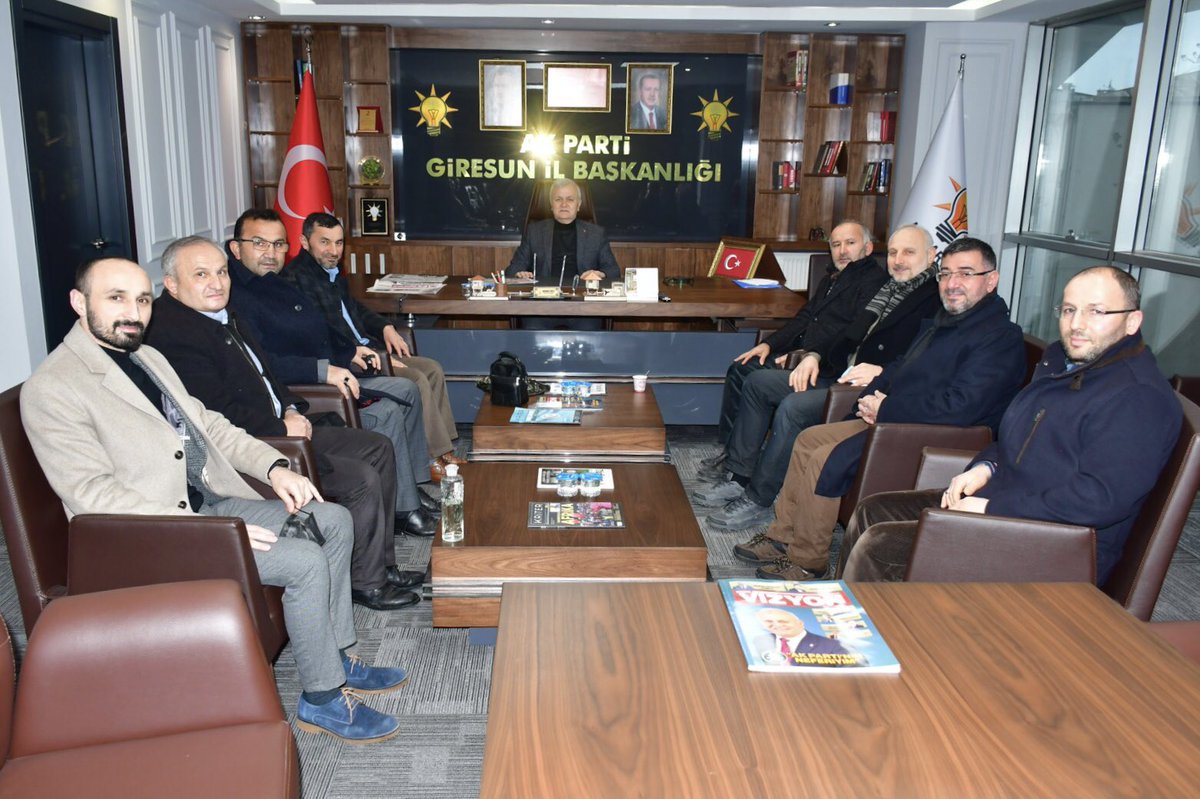 tatliikenan's tweet photo. Giresun İl Müftülüğü Kuran Kursu ve Külliyesi Yaptırma ve Yaşatma Derneği Yönetim Kurulu Üyelerine nazik ziyaretlerinden dolayı teşekkür ederim. https://t.co/lgILa0qa0g