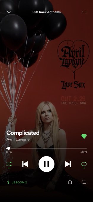#SellingContent guys aren&rsquo;t I as cool as #avril 🤔 https://t.co/9TRjt6M47Y<a href="/tag/sellingcontent"class="tags">#SellingContent</a><a href="/tag/avril"class="tags">#avril</a>