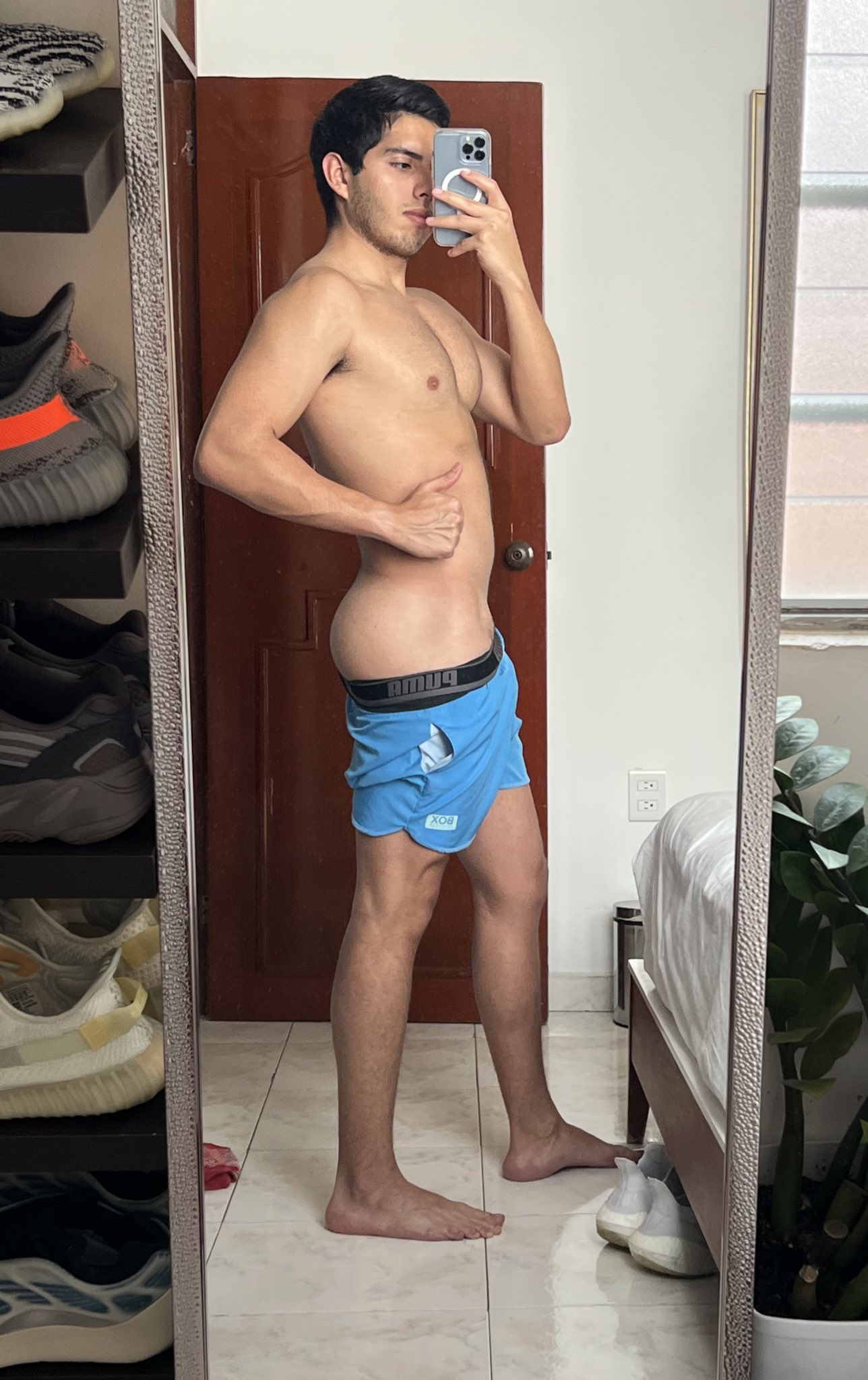 PapiChulo on X: Así querían la foto? 😳 #onlyfans t.coof1JmnreE1   X