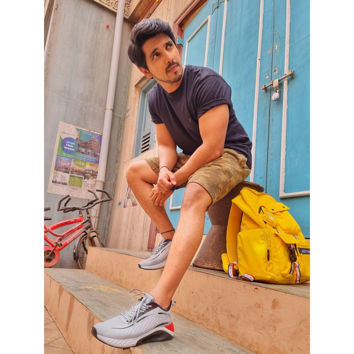 kanwardhillon_'s tweet photo. One of the most important principles of success is developing the habit of going the extra mile.😌
#PhotoOfTheDay #KanwarDhillon #ShivaPandya #OOTD https://t.co/GeUf8YlG07
