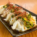 特製のネギだれで、より一層美味しく食べられそう!「冷凍餃子」のアレンジレシピ!
