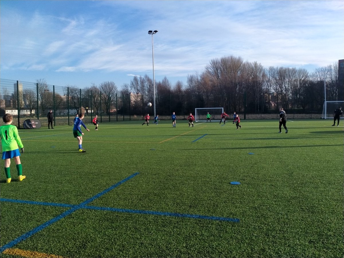 Final Time! @thedeansprimary v @JuniorOaks @EFLTrust @Foundation92 @SalfordCityFC