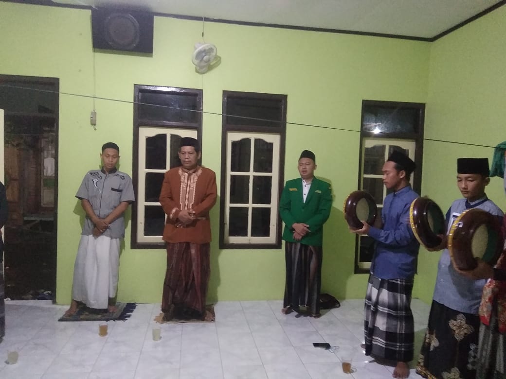 UntungAli's tweet photo. Rijalul Ansor Ranting Tempuran Demak Kota
@Ansor_Satu @Official_Ansor @pwansorjateng @adtaufiq @ansorwedung @ansorcybermedia https://t.co/adlQwABw1J