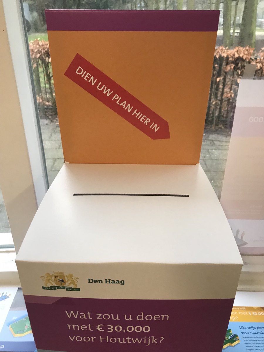 CharlieFerraz's tweet photo. Vandaag 1 plan uit de ideeënbox in Bokkefort gehaald. 
Een aanvullend idee op het reguliere onderhoud #houtwijkknaptop /dienstverlening.

Wat zou u doen met €30.000,- voor Houtwijk?  #houtwijkbegroot https://t.co/xi5Az2m20P