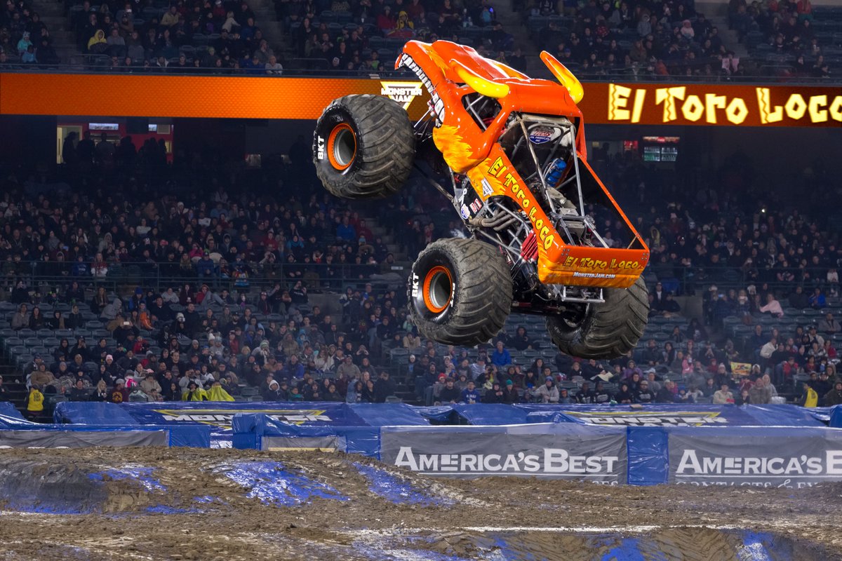 MoheganArenaPA's tweet photo. Ready for full-throttle family fun! Tickets and Pit Party passes are on sale now for @MonsterJam coming to Mohegan Sun Arena April 29th-May 1st!
Grab yours today at Ticketmaster or in person at the NBT Bank Box Office.
#MonsterJam #MonsterTrucks #Motorsports #WBHere #MSAPA https://t.co/17BNWAGkOR