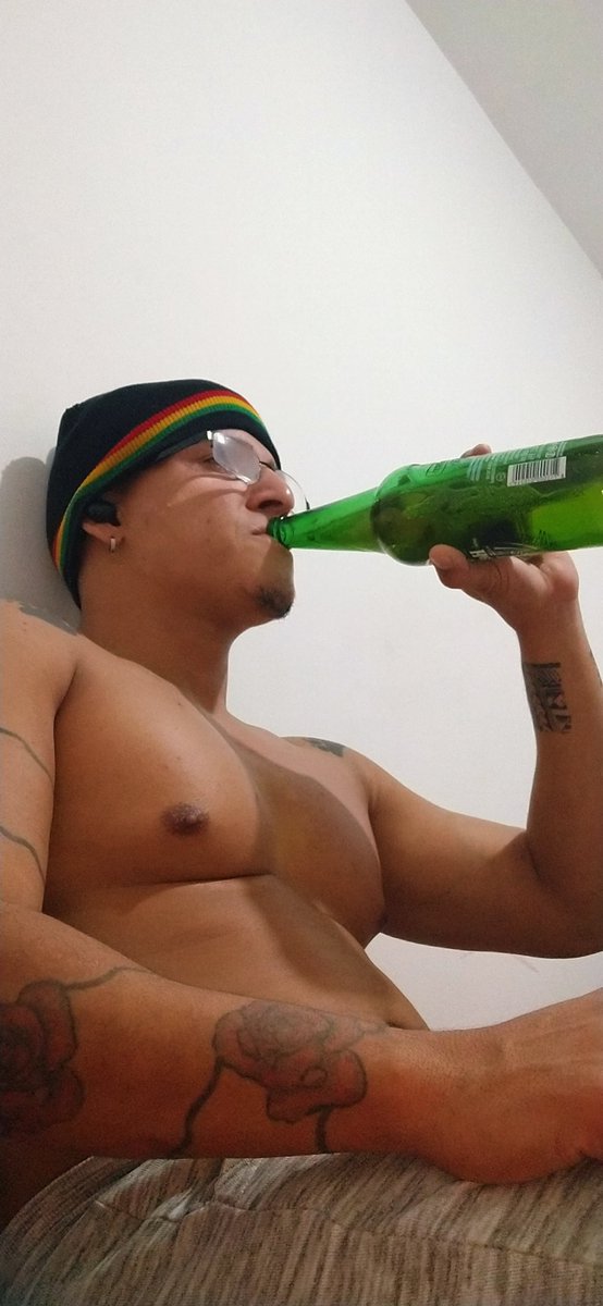 kzadorDoso's tweet photo. Me gustan los culos gordos 😈🤤 https://t.co/TTxYrcWP9c