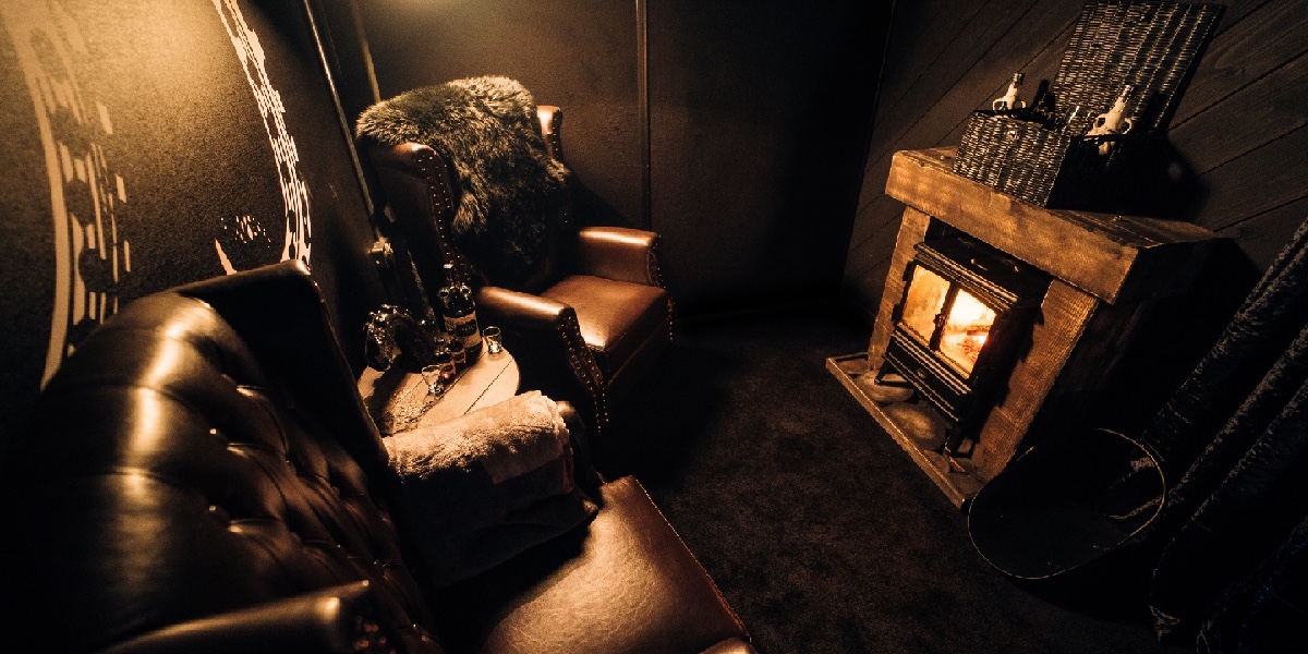 Dark nights, cold weather and a roaring fire. Three of The Beast's favourite things. When you cosy up with The Mighty Kraken this evening, what cocktail is in your hand, mortal soul?