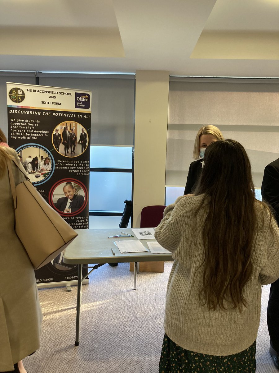 astra_hub's tweet photo. Wonderful! Bucks schools and trainees coming together for a recruitment/networking event. Thank you @CHAChesham @JHGSHW @cottesloeschool @BeaconsfieldSch @TheMisbourne @RMSforGirls @InsignisTrust @AppleTeachers @StMichaelsBucks @rgshw @AGSFounded1598 @bookerparksch @ChallonersGS https://t.co/tOYc0TtVtE