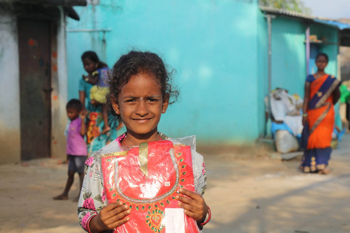 goodnessfdn's tweet photo. Pongal is a time of happiness, fun and gratitude for all the nature's gifts to humans .GOFO team had a unique time of togetherness and giving amongst the lovely people in  Muthukondapuram and Krishnapuram. New dresses and sweets were distributed to the children in this community. https://t.co/hsPYgHaByn