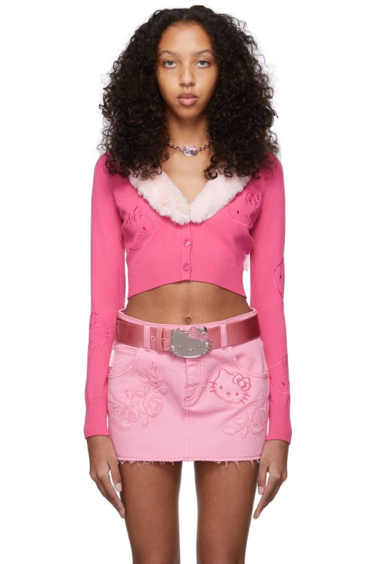 bisouscherie's tweet photo. The Blumarine x Hello Kitty line 💓💗 https://t.co/AnHq12ihQX